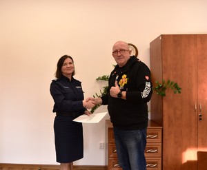 Komendant Powiatowy Policji w Śremie - mł. insp. Monika Szymczak oraz szef sztabu WOŚP - Pan Grzegorz Pawlak